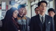 The lawyer with the tenants (Image via Netflix)